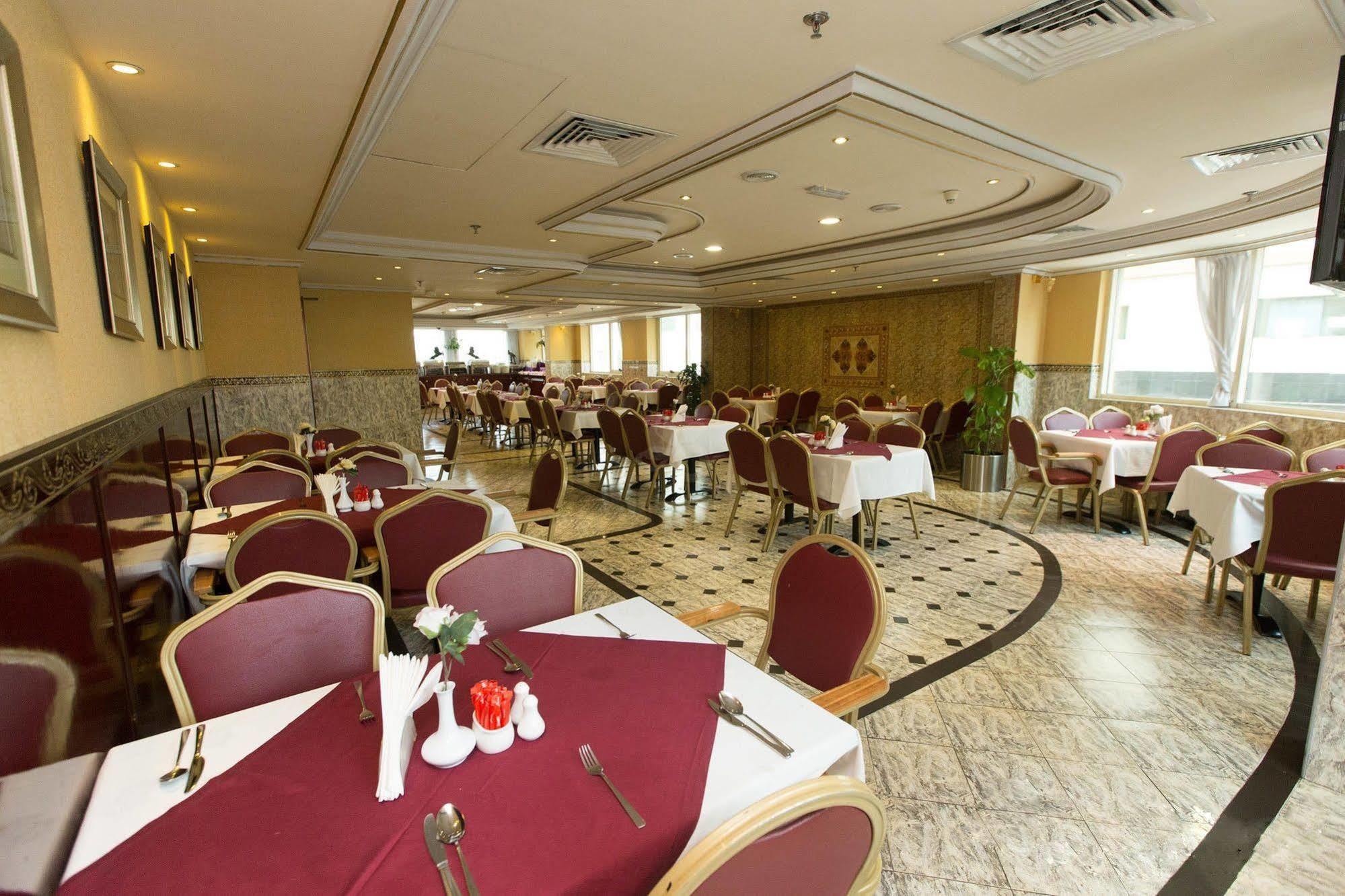 Comfort Inn Hotel Deira Dubai Restaurant foto